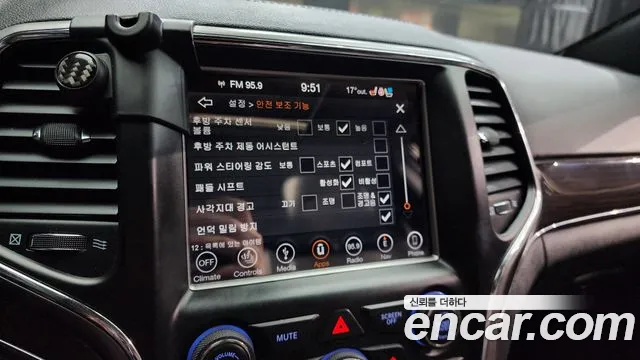 Jeep Grand Cherokee id 2766093 из Кореи 18