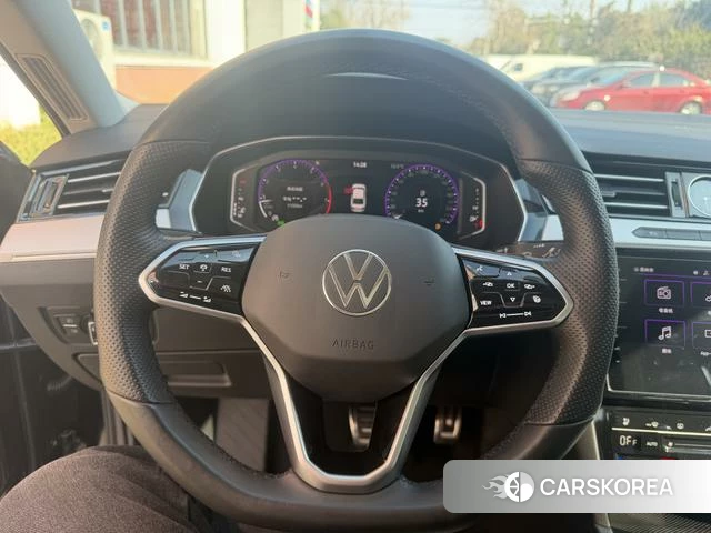 Volkswagen Magotan id 4198971 из Китая 16