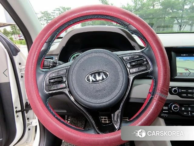 Kia Niro id 4420603 из Кореи 18