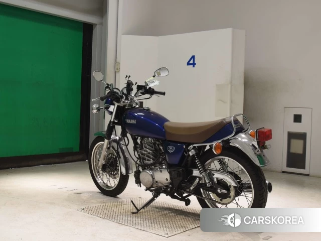 Yamaha SR400 id 4391835 из Японии 8