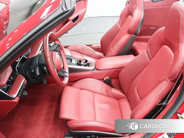 Porsche 911(992) id 3416525 из Кореи 18