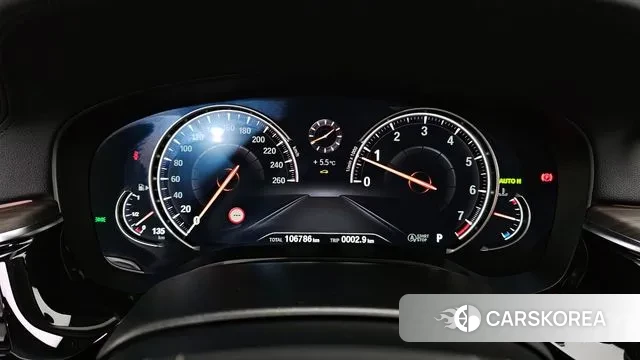 BMW 5 Series (G30) id 3531124 из Кореи 18