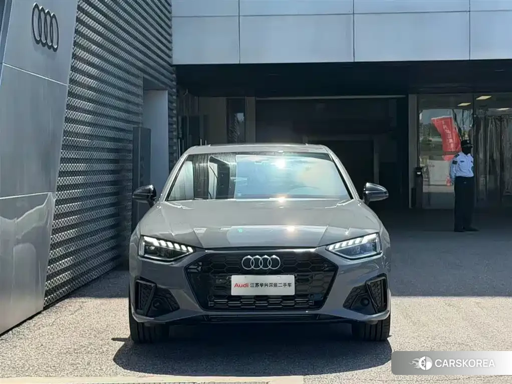 Audi A4L id 4577571 из Китая 8