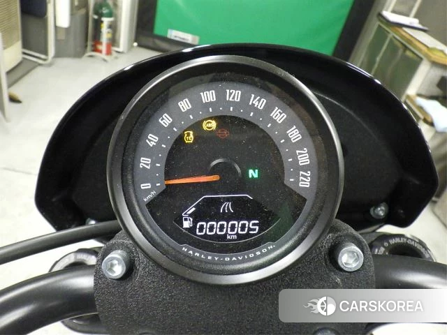 Harley-Davidson Softail Low Rider S FXLRS1920 id 3950692 из Японии 32