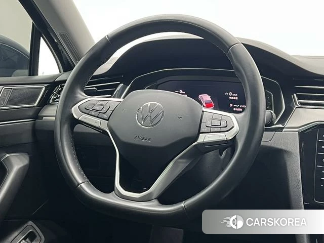Volkswagen Magotan id 4275901 из Китая 18