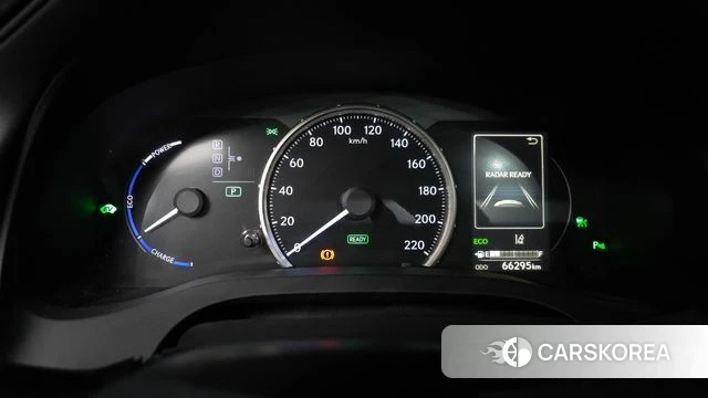 Lexus CT200h id 4351053 из Кореи 18
