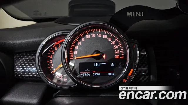 Mini Cooper S id 2896809 из Кореи 18