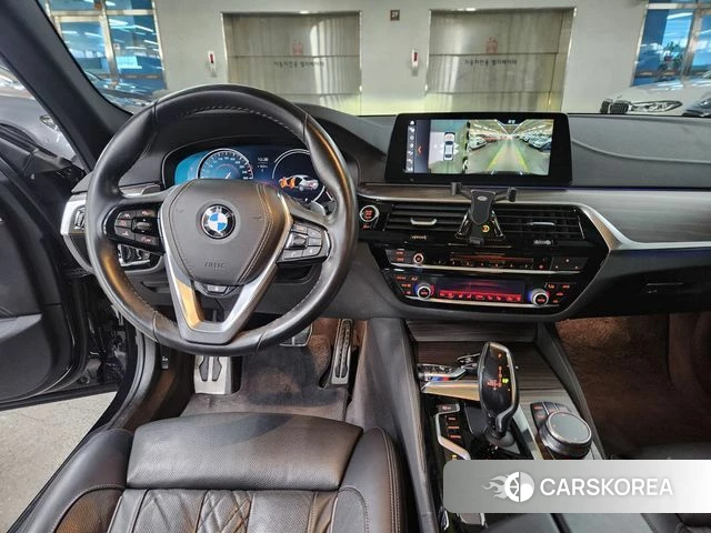 BMW 5 Series (G30) id 3823949 из Кореи 11