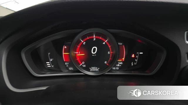 Volvo V40 Cross-Country id 3808259 из Кореи 18