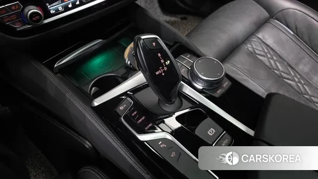 BMW 5 Series (G30) id 3778794 из Кореи 18