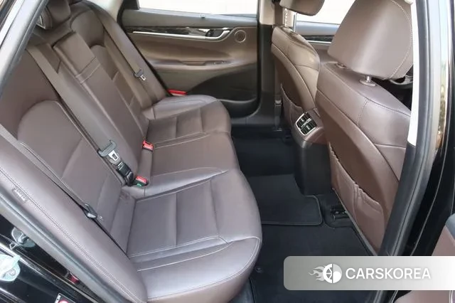 Hyundai Grandeur IG id 2331565 из Кореи 18