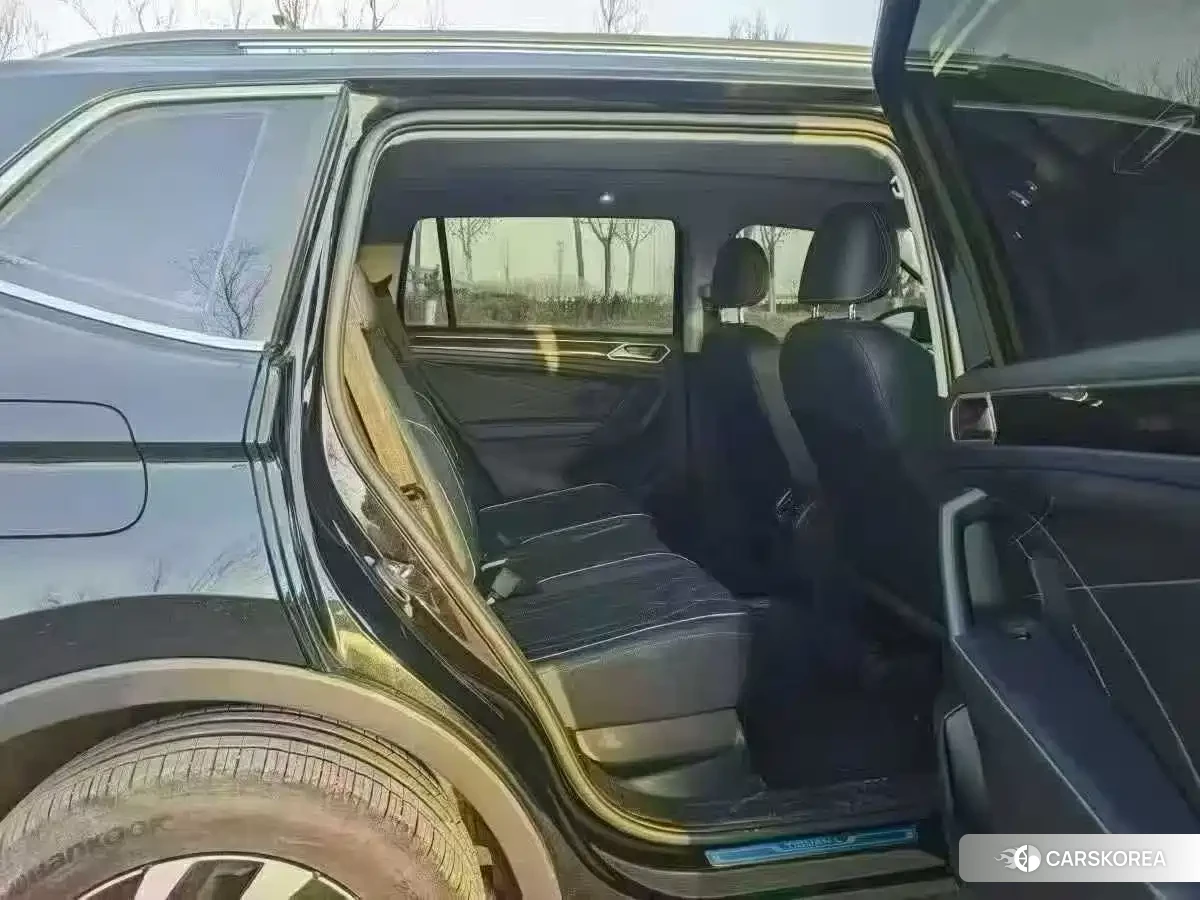 Volkswagen Tiguan L id 4601148 из Китая 8