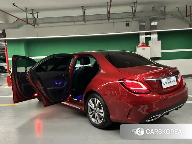 Mercedes-Benz Class C id 4222308 из Китая 17