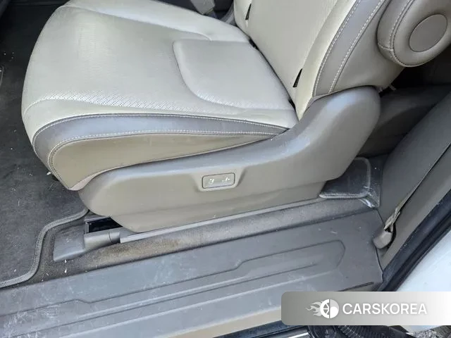 Kia Carnival 4th generation id 3274738 из Кореи 9