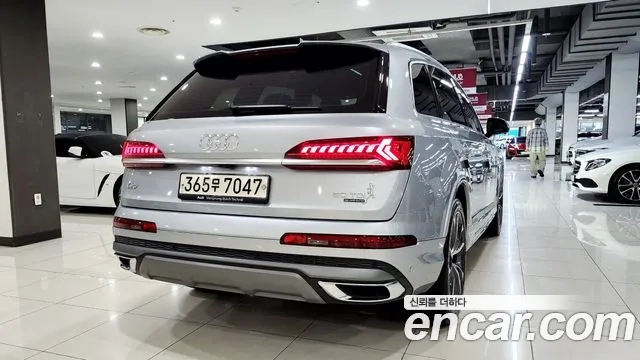 Audi Q7 (4M) id 2896319 из Кореи 18
