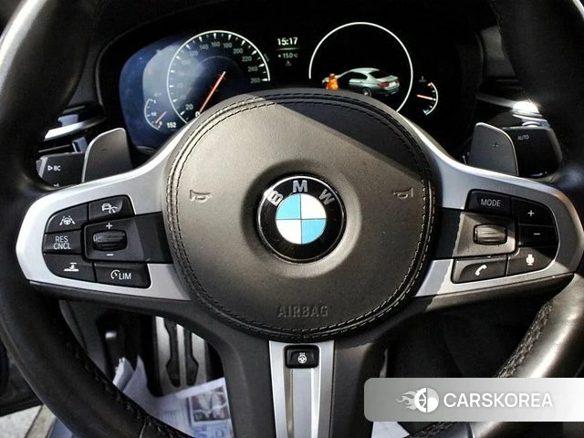 BMW 5 Series (G30) id 3889381 из Кореи 18