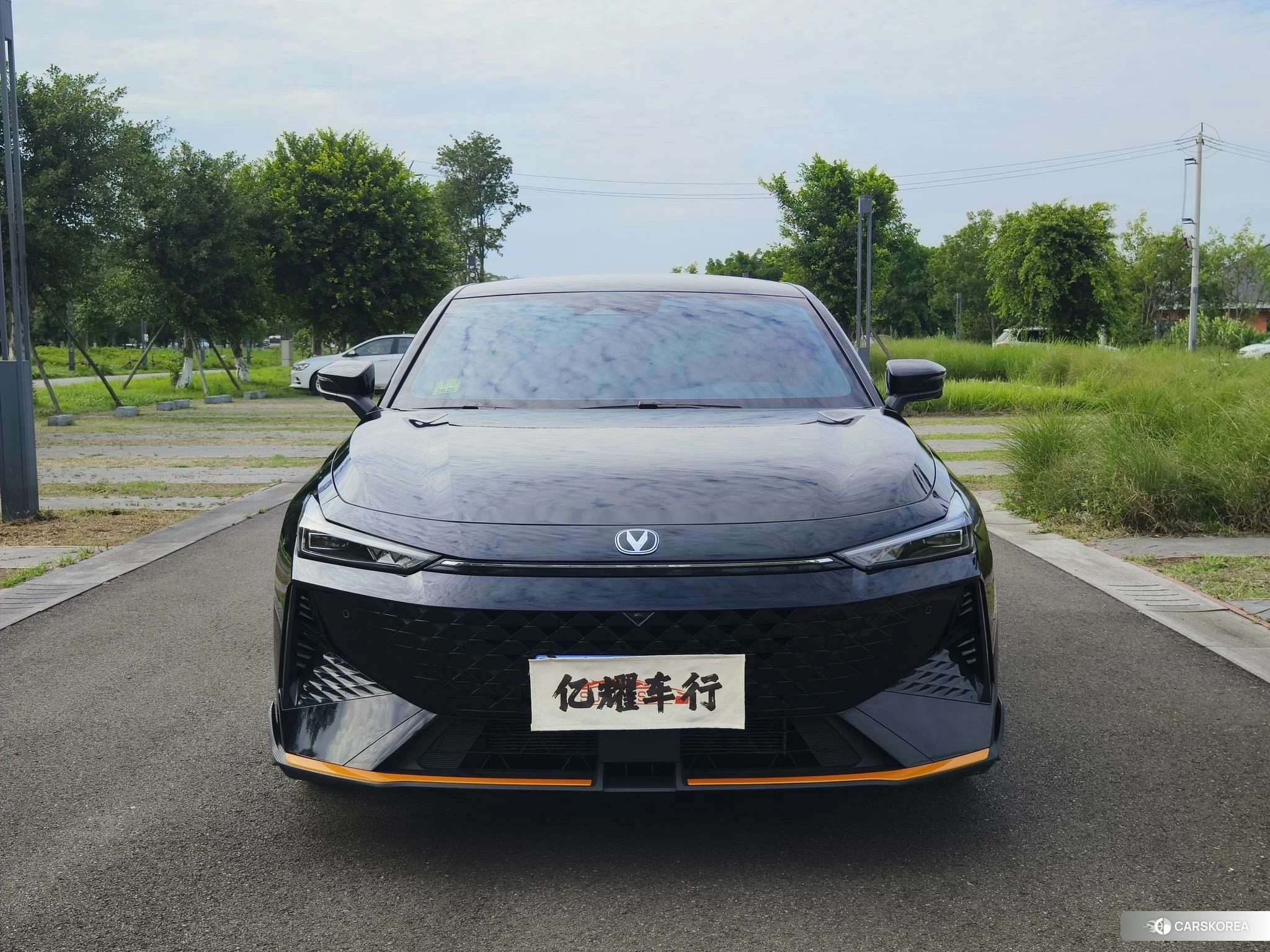 Chang'an UNI-V id 4461598 из Китая 24