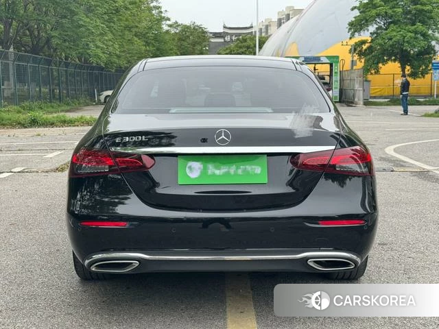 Mercedes-Benz E-class id 4265652 из Китая 14