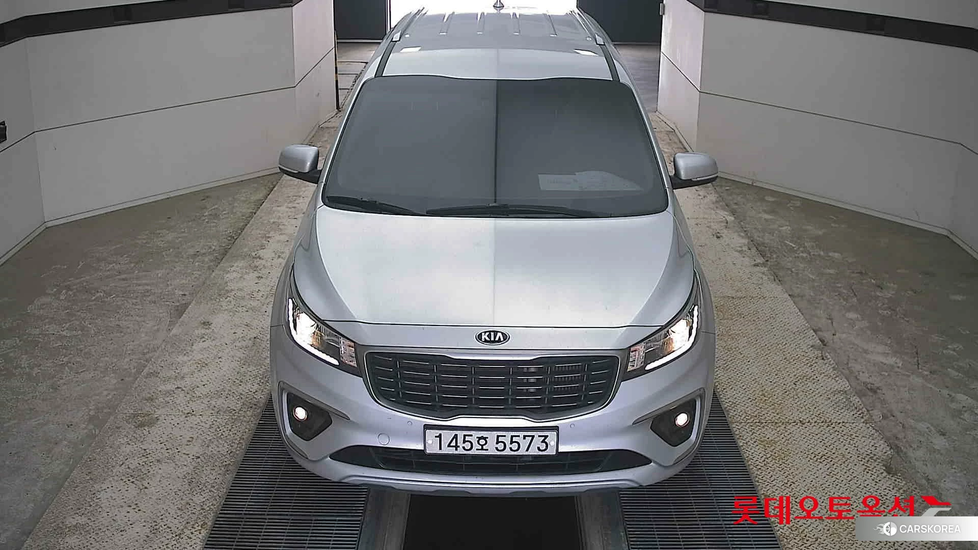 Kia Carnival id 4289610 из Кореи 35
