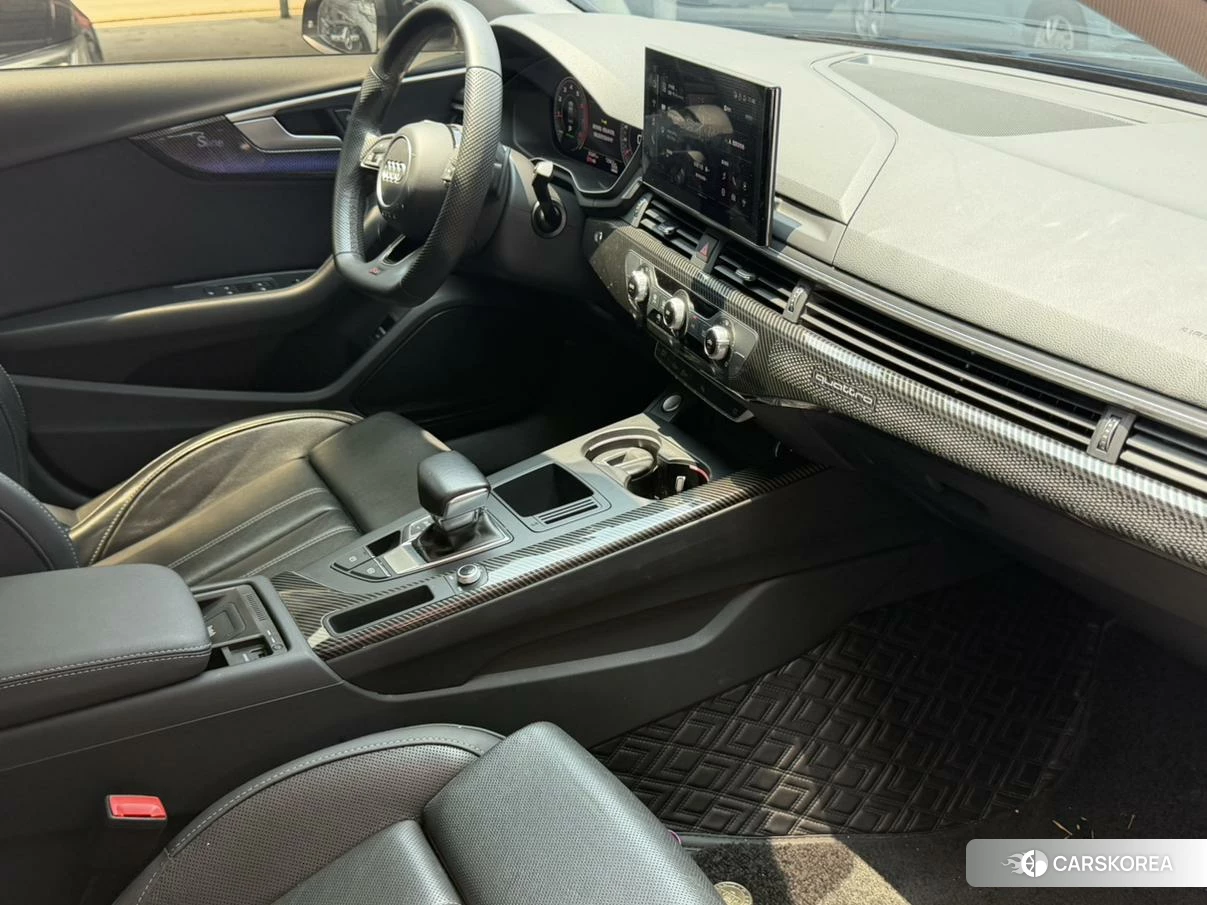Audi A4L id 4455706 из Китая 13