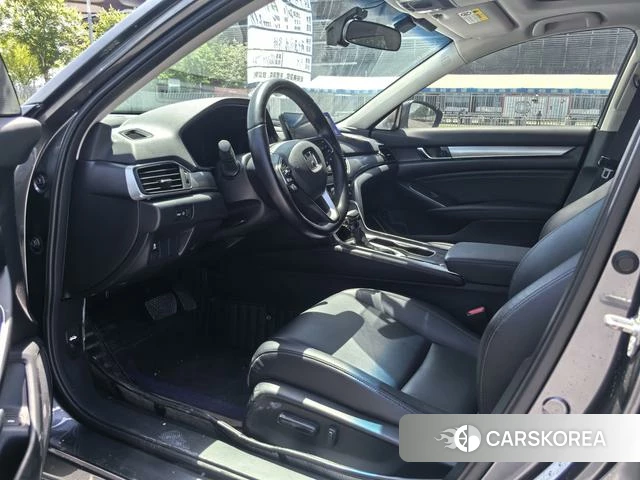 Honda Accord id 4307104 из Китая 8