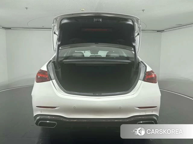 Mercedes-Benz Class C id 4348355 из Китая 15