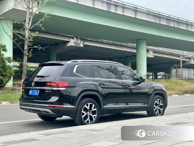 Volkswagen Tourang id 4259675 из Китая 9