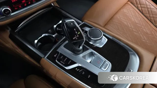 BMW 7 Series (G11) id 3453947 из Кореи 18