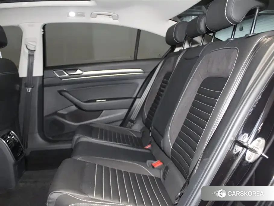Volkswagen Magotan id 4539318 из Китая 9