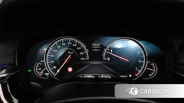 BMW 5 Series (G30) id 4900722 из Кореи 37