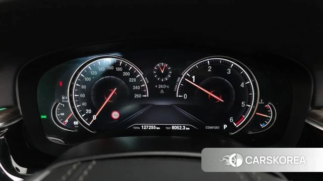 BMW 5 Series (G30) id 4448120 из Кореи 18