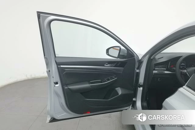 Volkswagen Bora id 4210165 из Китая 22