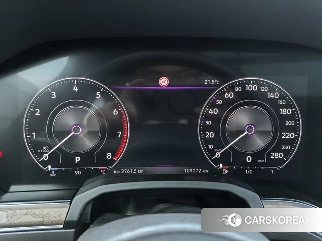 Volkswagen Touareg id 4254248 из Китая 21