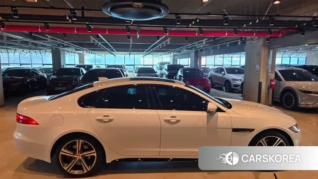 Jaguar XF (X260) id 3713569 из Кореи 9