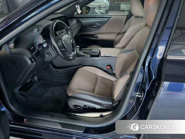 Lexus ES id 4277364 из Китая 8