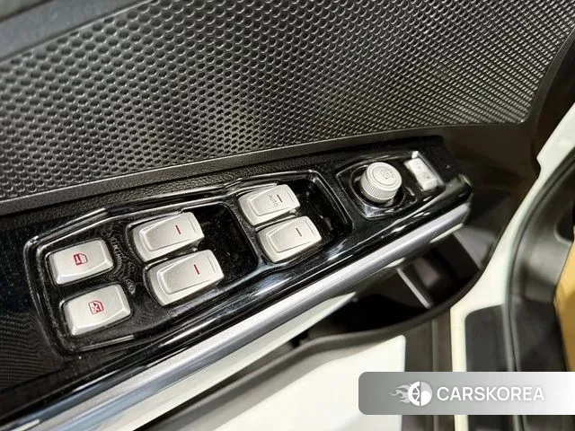 Ssangyong Tivoli Armor id 3209785 из Кореи 18