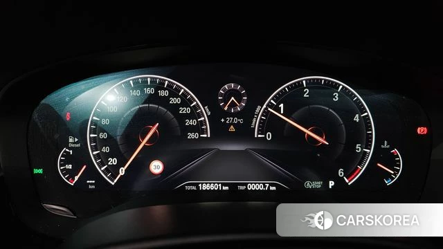 BMW 5 Series (G30) id 4637857 из Кореи 18