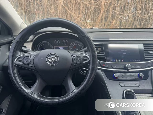 Buick Lacrosse id 4212738 из Китая 15
