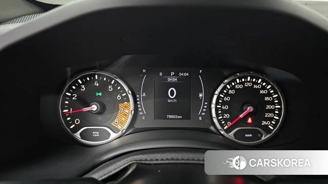 Jeep Renegade id 4604844 из Кореи 29