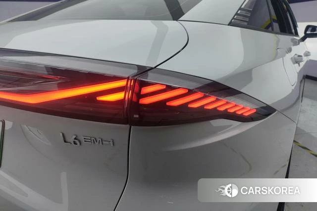 Geely Galaxy Galaxy L6 id 4207890 из Китая 15
