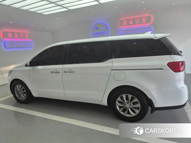 Kia The New Carnival id 4496720 из Кореи 18