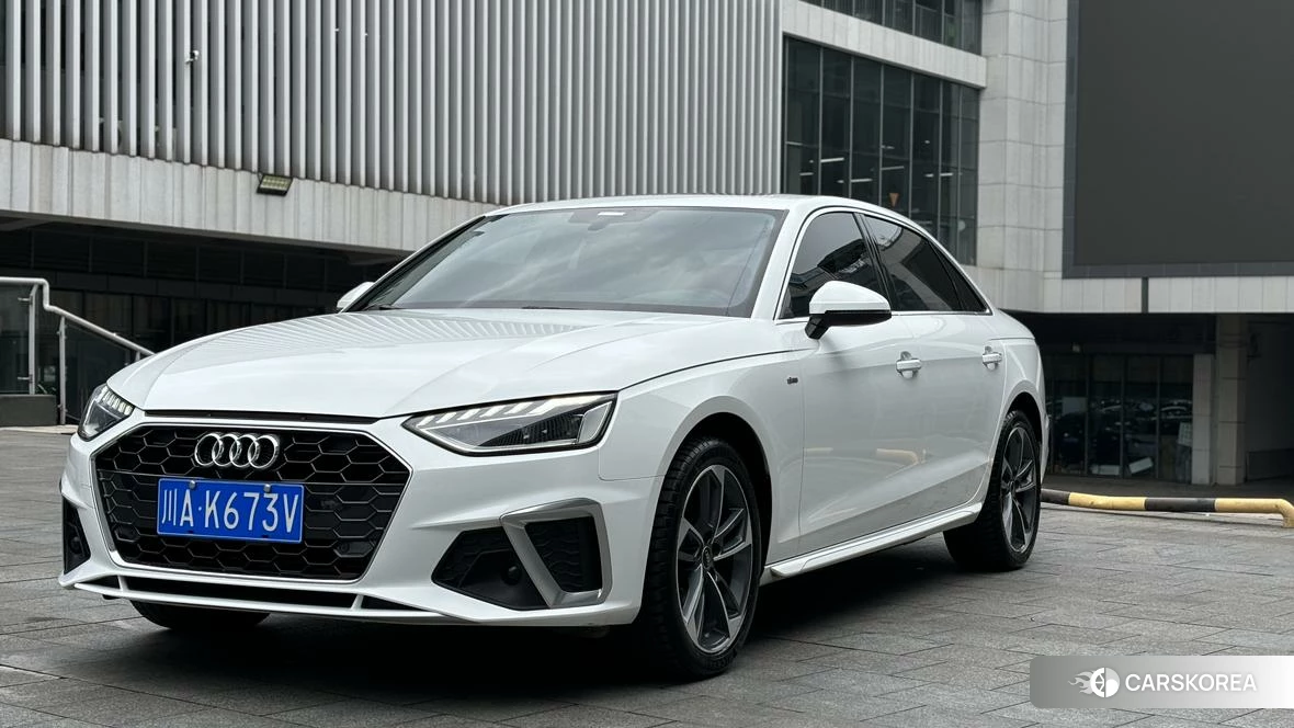 Audi A4L id 4467907 из Китая 10