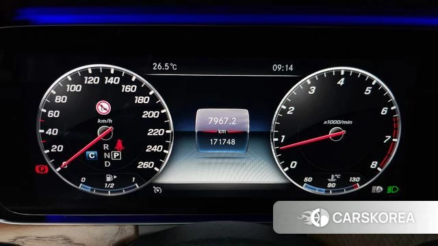 Mercedes-Benz E-Class W213 id 4770546 из Кореи 18