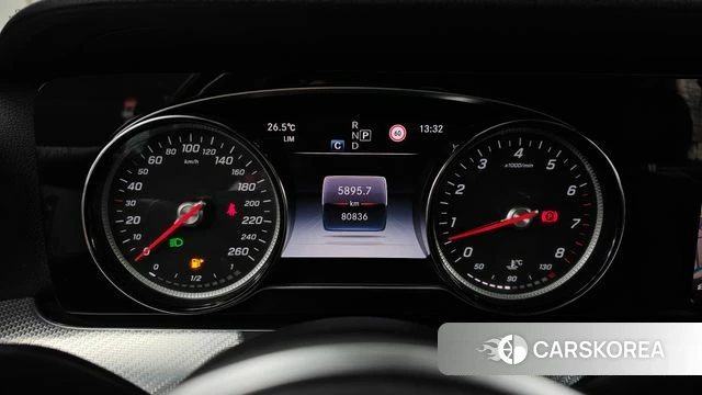 Mercedes-Benz E-Class W213 id 4785376 из Кореи 32