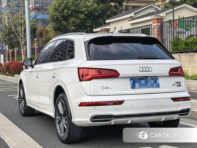 Audi Q5L id 4240747 из Китая 13