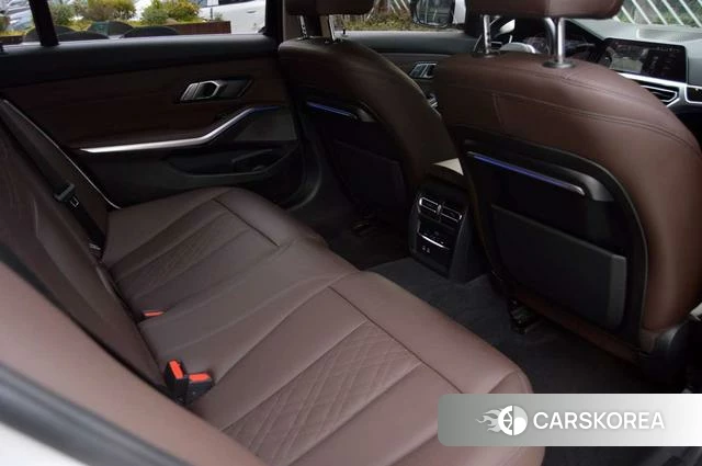 BMW 3 series id 4300749 из Китая 15