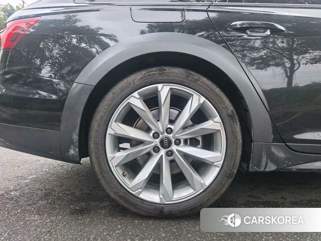 Audi A6 (import) id 4393836 из Китая 13