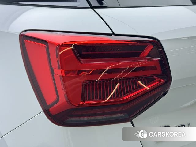 Audi Q2L e-tron id 4359182 из Китая 18