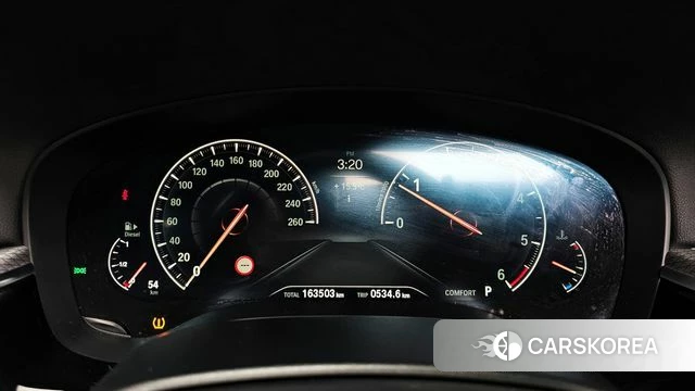 BMW 5 Series (G30) id 3834470 из Кореи 18