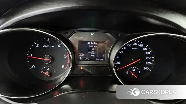 Kia The New Carnival id 3583423 из Кореи 18